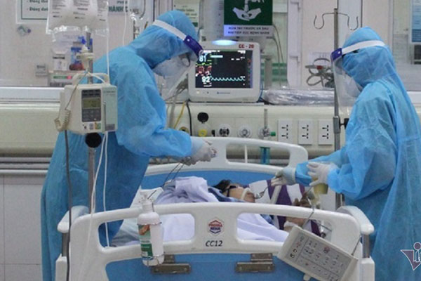 Hà Nội: Một khách hàng là F0, tạm phong tỏa cửa hàng Zara tại Vincom Bà Triệu-3