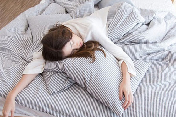 Người nhà không may bị đột quỵ, BS nhấn mạnh trong thời gian chờ cấp cứu nhất định phải làm được 1 việc, tránh 3 việc để cứu mạng bệnh nhân-5