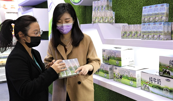 Sữa tươi Organic ‘tiêu chuẩn kép’ của Vinamilk gây ấn tượng tại triển lãm quốc tế Thượng Hải-3