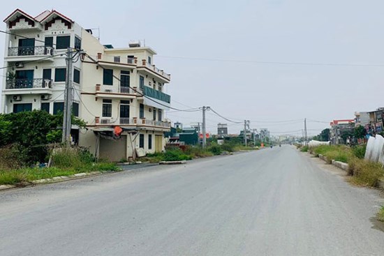 Mạo hiểm bỏ 5 tỷ mua nhà phố, khốn đốn vì bất ngờ có chục ông chủ đất vòi tiền