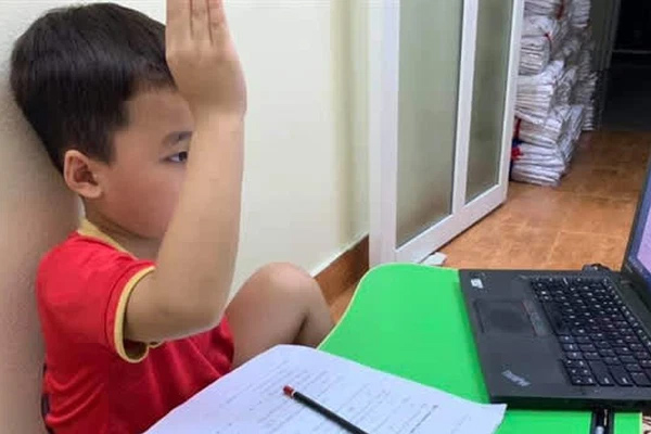 Giáo viên thông báo thi online môn Thể dục, học trò đọc xong chỉ biết thốt lên: Đúng là chuyện gì cũng có thể xảy ra!-2