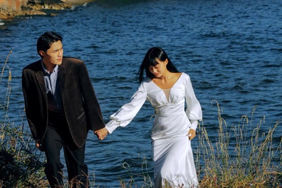 Yêu nhau bao năm không công khai, mới chia tay bồ cũ đã khoe luôn ảnh với TRÀ XANH là cảm giác thế nào?