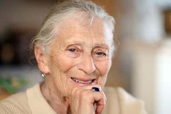 Tuổi thọ của bạn sẽ bị rút ngắn nếu có 4 thói quen này khi thức dậy buổi sáng, nếu không mắc phải thì khả năng trường thọ rất lớn-5