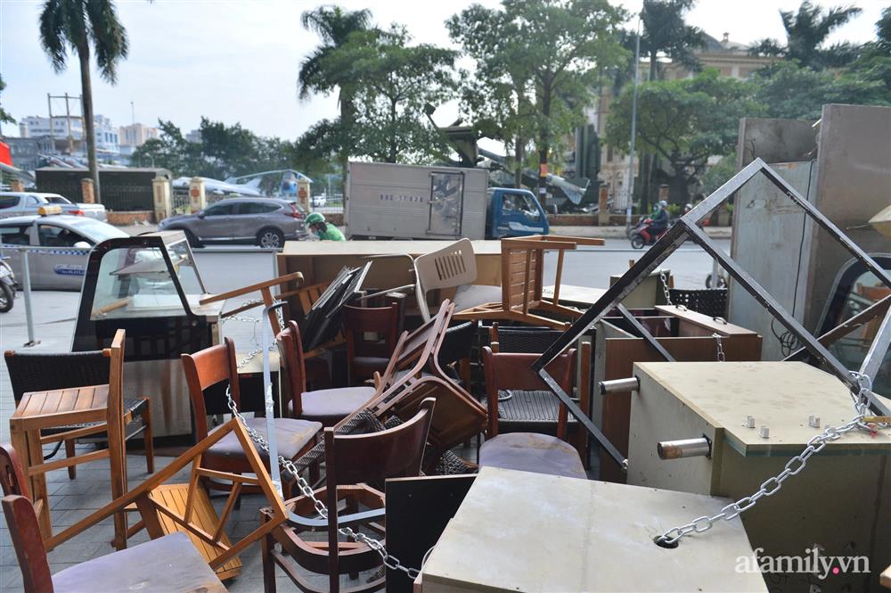 Hà Nội: Gần 100 người đại náo Highlands Coffee Artemis, đánh bảo vệ tòa nhà nhập viện sau khi bị tố nợ hơn 1 tỷ tiền thuê mặt bằng-1