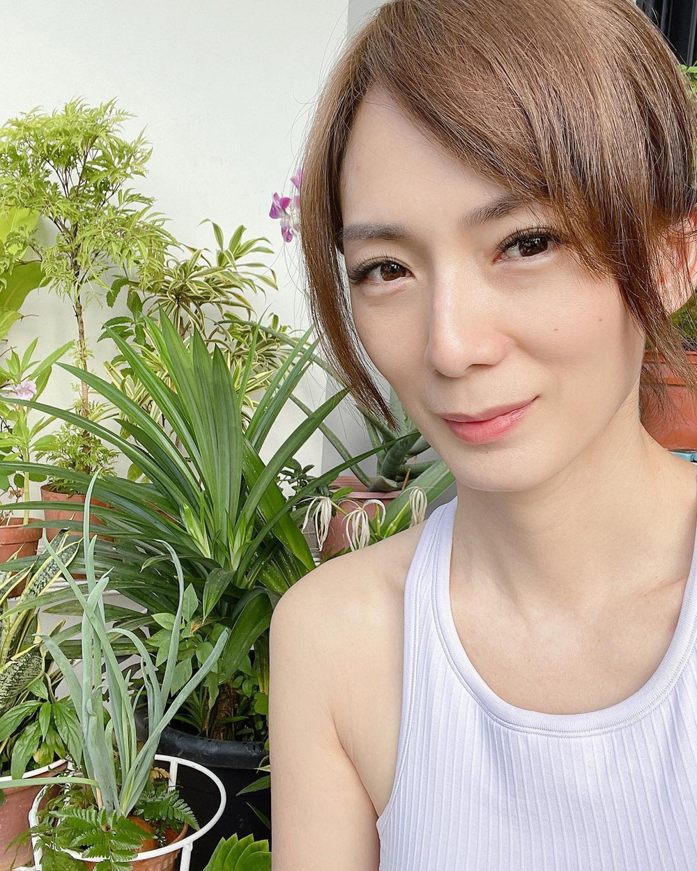 Mỹ nữ Tiếu ngạo giang hồ bị bạn trai lừa tiền, phải mở tiệm mát-xa trả nợ, 1 mình nuôi con-8