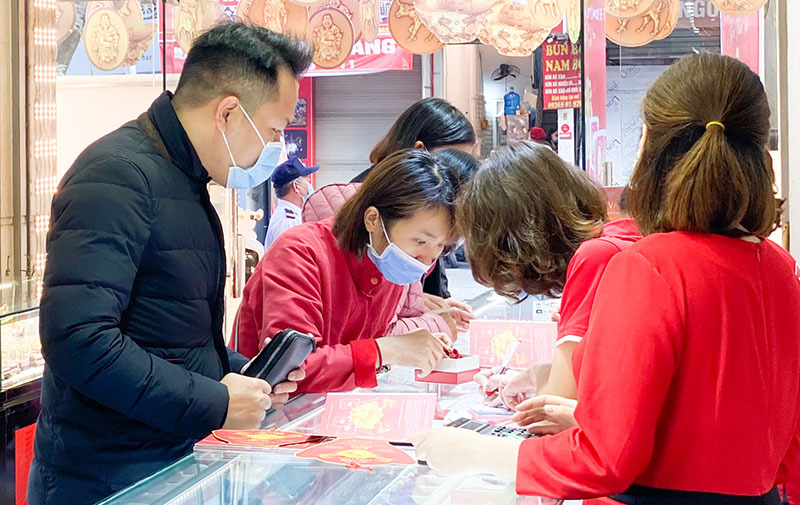 Giá vàng hôm nay 14/11: Một tuần nóng bỏng, vượt mốc lịch sử-1