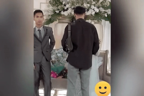 Cô dâu và bạn trai cũ ôm ấp thắm thiết trong đám cưới ngay trước mặt chú rể