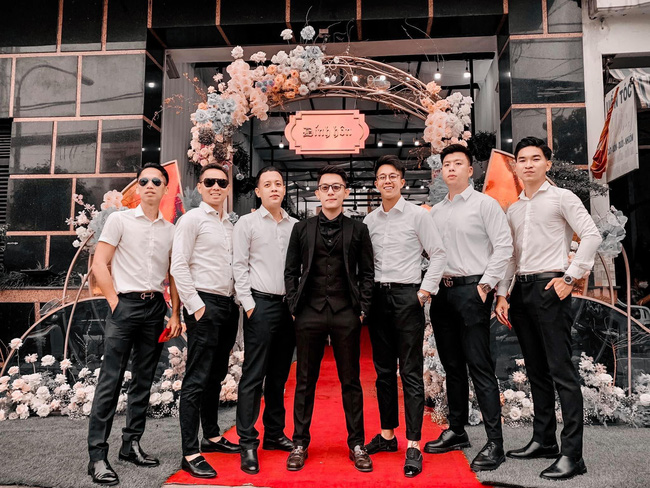 Lộ diện cô dâu cực xinh mà cũng cực quen trong hôn lễ có dàn siêu xe của Cường Đô la và Matt Liu-2