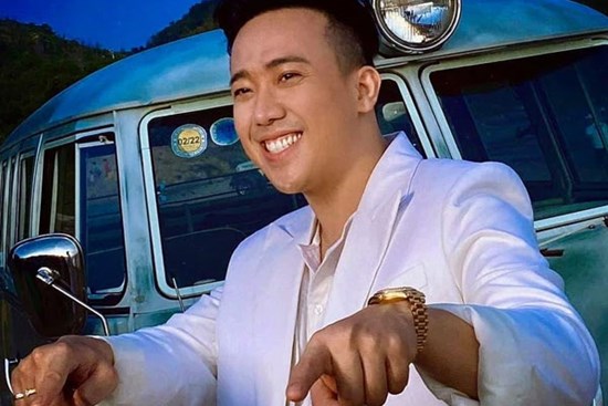 Diện mạo mới toanh của Trấn Thành có gì khác mà khiến dân tình