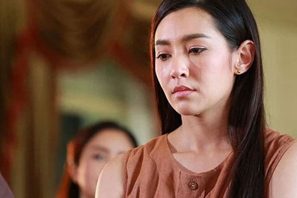 Vừa rời khỏi bệnh viện, chị dâu nói sẽ đem cho đứa bé mới sinh đi làm con người khác khiến tôi giật mình hoảng hốt-1