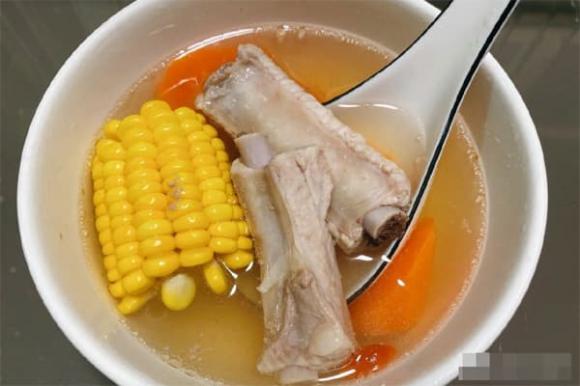 Khi hầm sườn heo bạn tuân thủ mẹo nhỏ 2 nên 3 đừng bỏ, thịt sẽ thơm mềm, nước dùng ngọt và không có mùi tanh-6