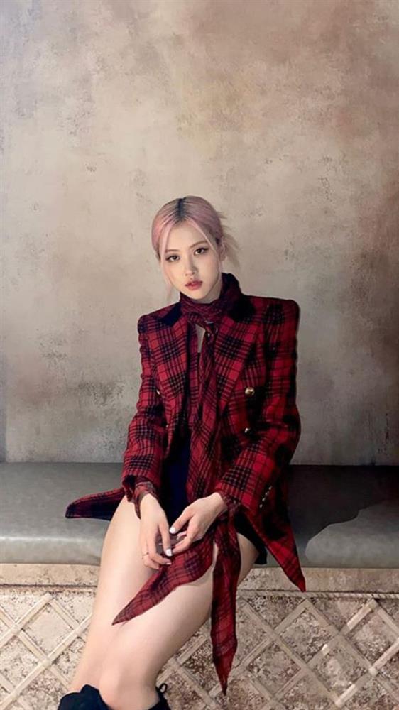Nghiện blazer nhất Black Pink, Rosé có cả loạt cách mix để style không bao giờ bị nhàm chán-5