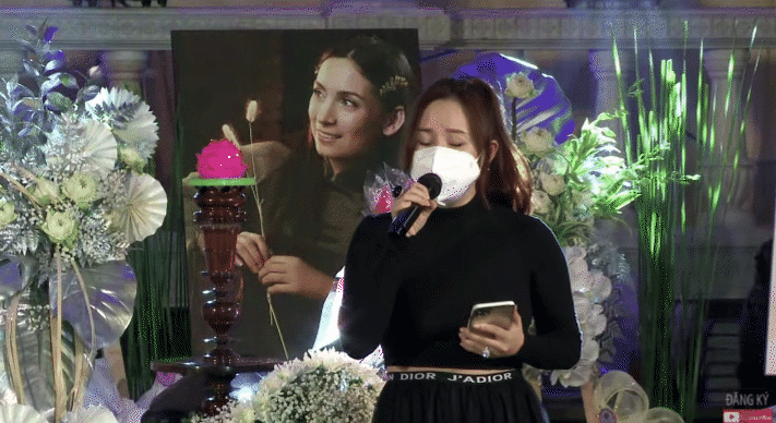 Nghệ sĩ hát tiễn biệt Phi Nhung tại lễ cúng 49 ngày: Vy Oanh lặng người, Phương Mỹ Chi gọi tiền bối là đóa hoa sen-4