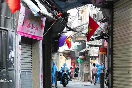 Phường ''đỏ'' duy nhất ở Hà Nội: Mỗi ngày phát hiện khoảng 30 ca mắc mới