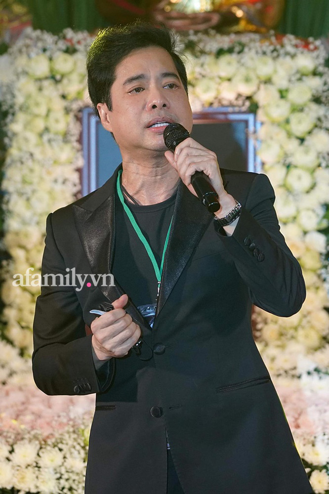 Nửa đêm, Trấn Thành qua nhà viếng cố ca sĩ Phi Nhung và nhắn nhủ điều ý nghĩa này-4