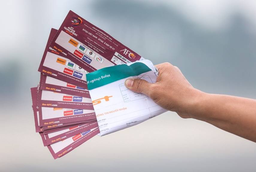 Phe vé khóc ròng trước trận Việt Nam - Ả Rập Saudi vào tối nay-6