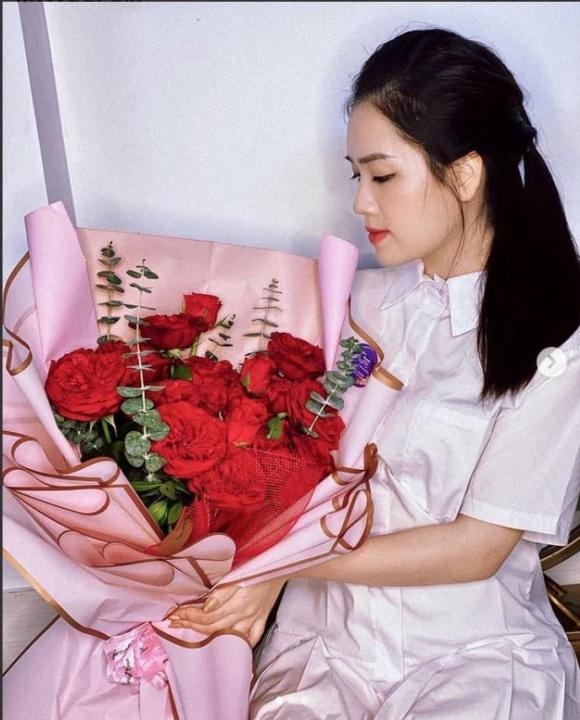 Cô chủ tiệm nail từng yêu cầu thủ Quang Hải lần đầu công khai ảnh bên bạn trai mới-5