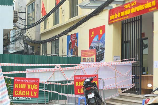 Bình Định: Sạt lở núi, hàng ngàn m3 đất đá ầm ầm đổ xuống khu dân cư-3