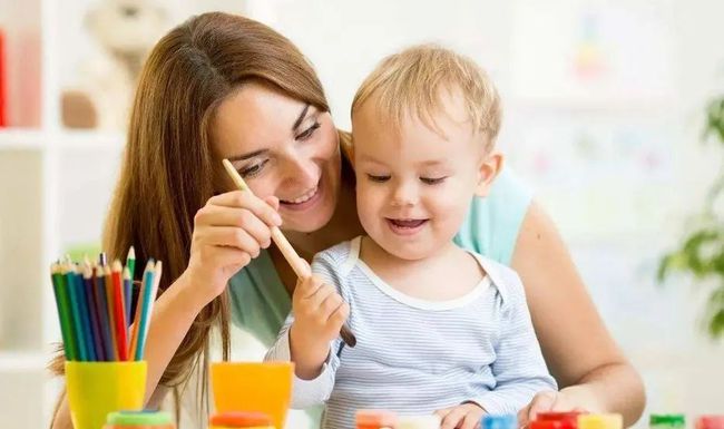 Dựa vào màu sắc yêu thích bật mí vấn đề tâm lý của trẻ?-4