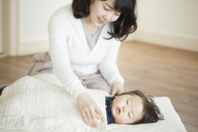 Kiên trì rèn 5 thói quen này cho trẻ dưới 3 tuổi, tương lai mẹ nhàn tênh khi con mình biết tự lập sớm, tự giác học hành giỏi giang-1