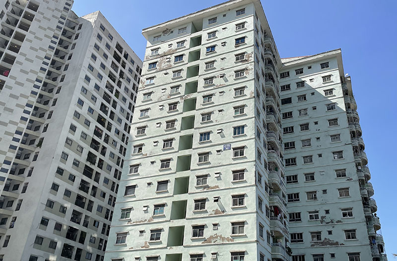 Chật và bẩn bán giá trăm triệu, giá chất chung cư cũ nội đô-1