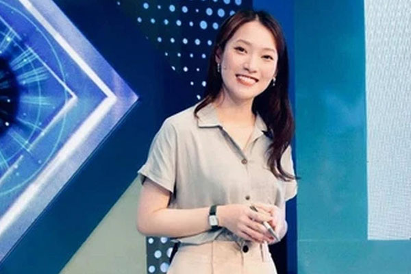 Vợ Quán quân Olympia Lê Vũ Hoàng: 3 lần sinh nở nhưng vẫn kiều diễm như gái đôi mươi-8