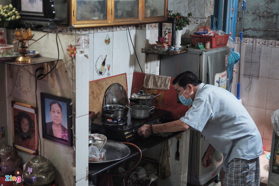 Con nhớ mẹ và em quá!-4