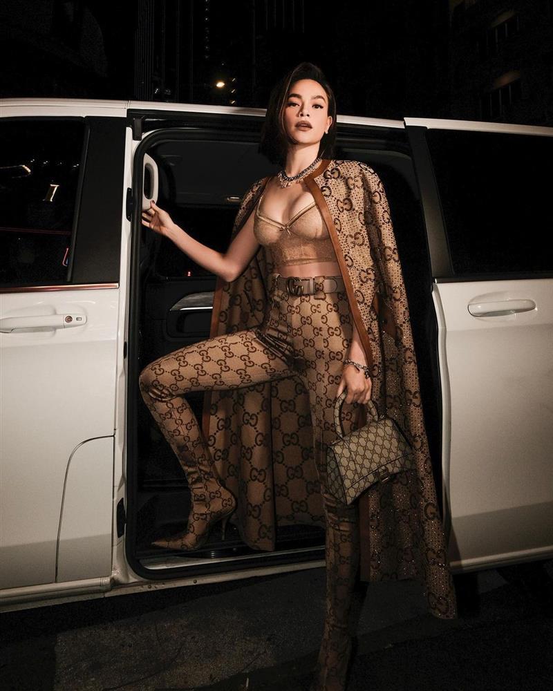 Karik và Denis Đặng bóc mẽ vòng 2 Hà Hồ thoắt phồng, thoắt xẹp-1