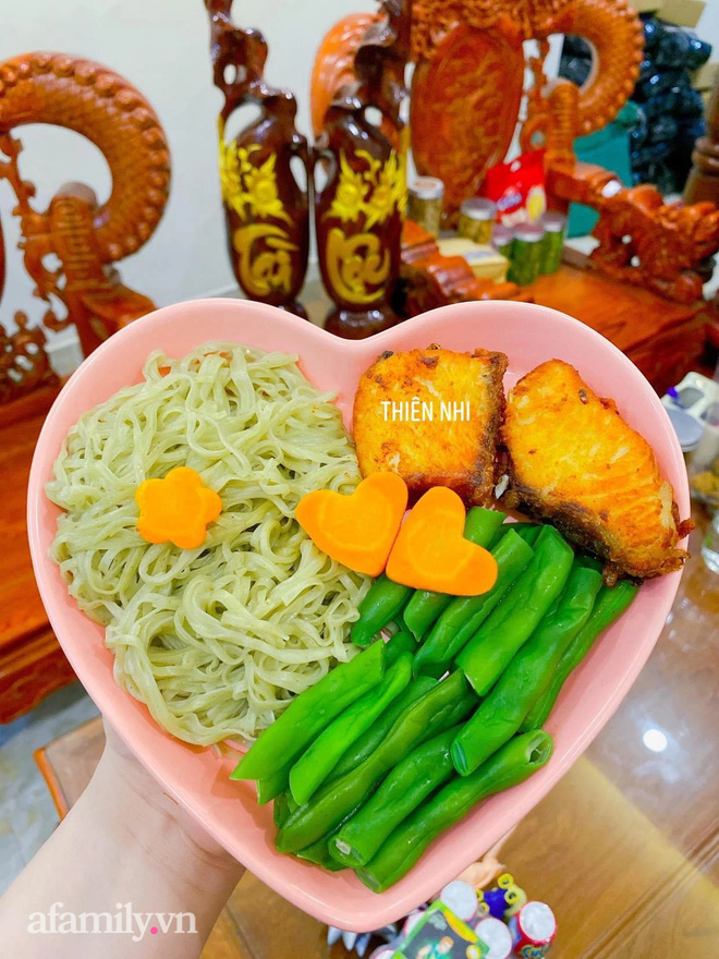 Bị mỉa mai ôi con này đẻ xong xấu kinh khủng thế, bà mẹ 2 con đáp trả bằng sự lột xác khiến những người chê bai phải nín lặng-11