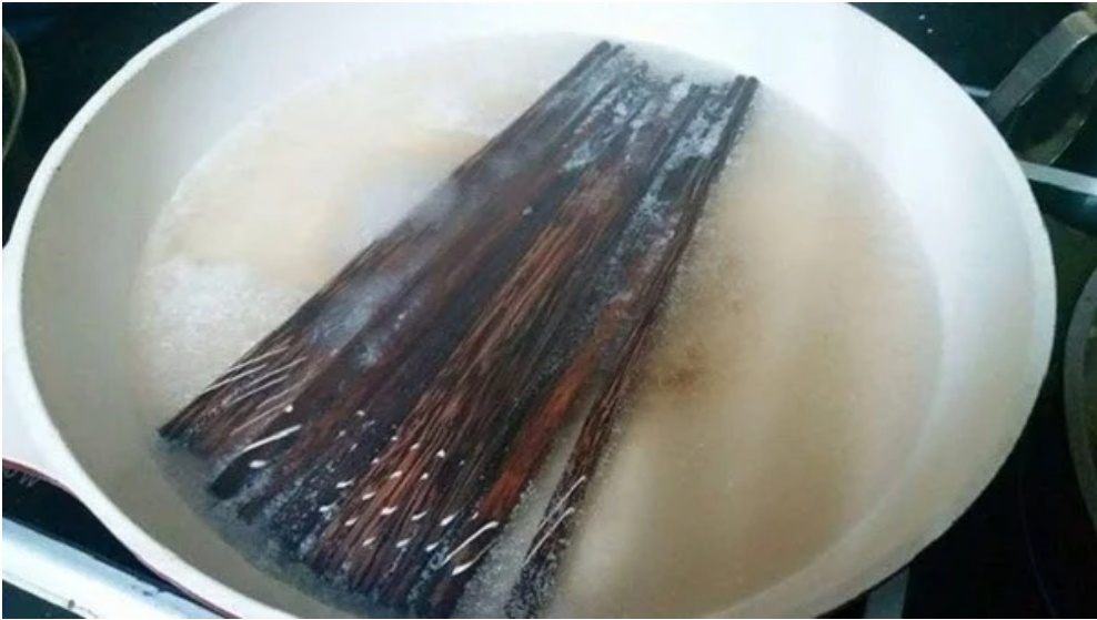 Mẹo loại bỏ vết mốc trên đũa gỗ, đảm bảo an toàn cho cả gia đình-1