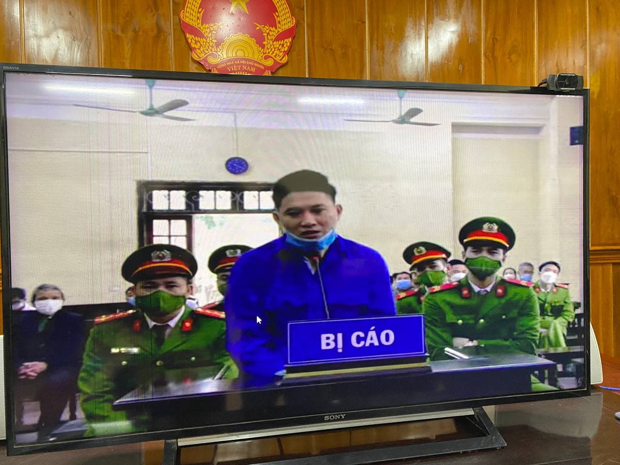 Lời khai gây sốc của bị cáo đốt xác chủ nợ: Đốt cho sạch sẽ, còn một mẩu xương đem ra khu đô thị đập rồi quăng xuống sông-1