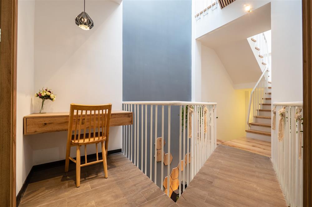 Ngôi nhà độc đáo ở Đà Nẵng, muốn đến các phòng phải qua chiếc cầu vắt vẻo”-20