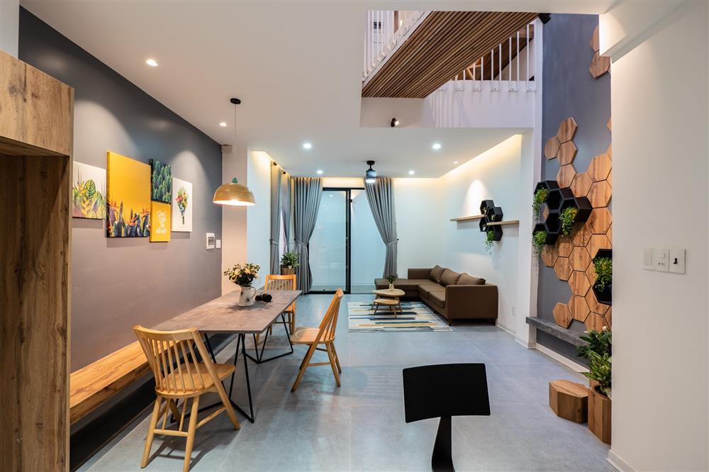 Ngôi nhà độc đáo ở Đà Nẵng, muốn đến các phòng phải qua chiếc cầu vắt vẻo”-26