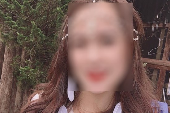 Vợ bầu 8 tháng cay đắng phát hiện chồng ngoại tình ngay từ lúc mới cưới