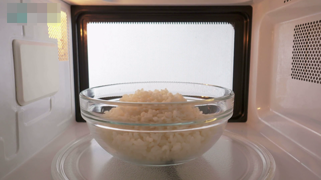 Cơm để qua đêm có ăn được không? Nhiều người chưa biết, hãy nhớ kể cho gia đình nghe sau khi đọc nhé-4