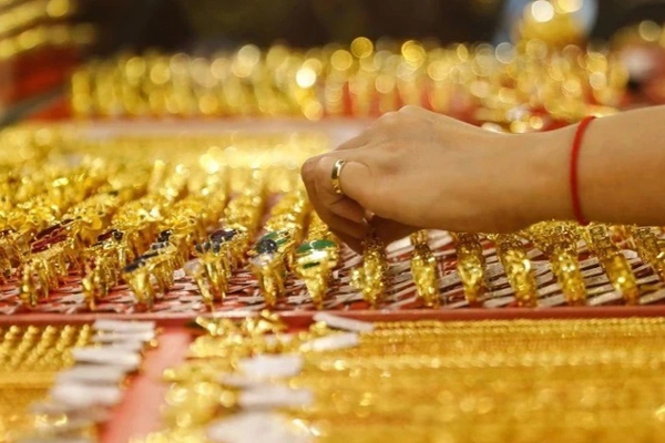 Giá vàng hôm nay 20/11: Sụt sâu, cố giữ ngưỡng quan trọng-3