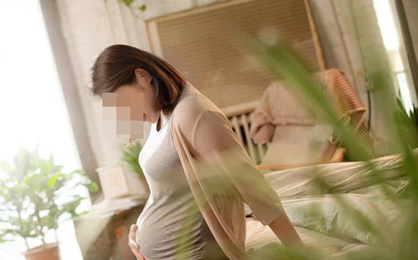 Con dâu mất khi mang thai 8 tháng, mẹ chồng lạnh lùng bắt bác sĩ làm việc này với thi thể-2