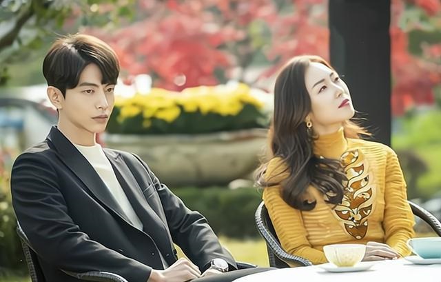 Chồng tôi là người tàn nhẫn, tôi ngoại tình với bạn thân nam, anh ấy định vị khách sạn gửi cho nhà mẹ đẻ tôi-2