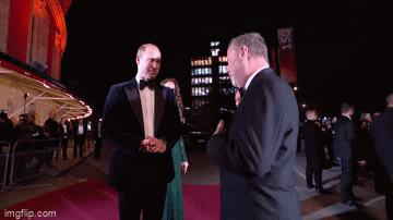 Khoảnh khắc ứng xử đầy khéo léo của vợ chồng Công nương Kate khiến nhà Meghan phải đỏ mặt xấu hổ-4