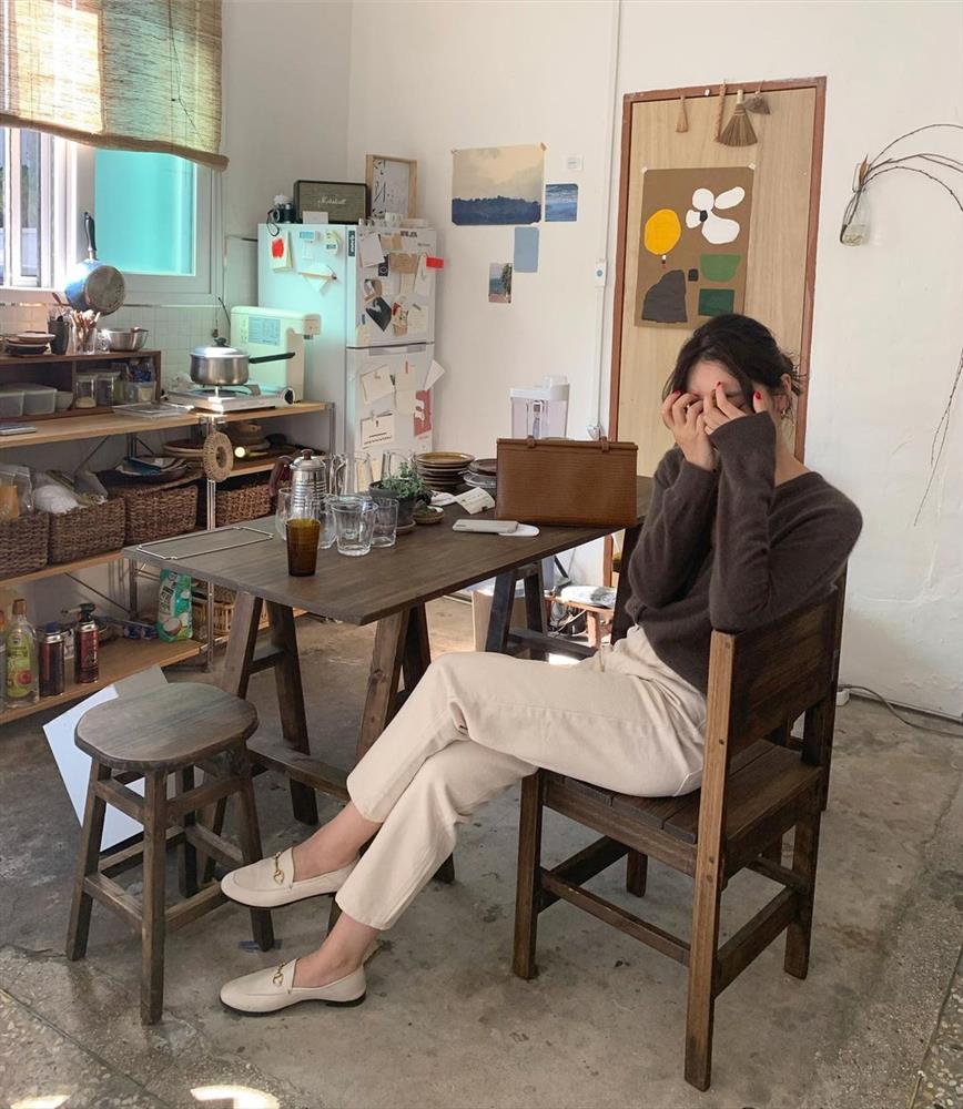 4 kiểu giày kết hợp được với mọi trang phục mùa đông, không khiến nàng thấp bé bị dìm dáng-12