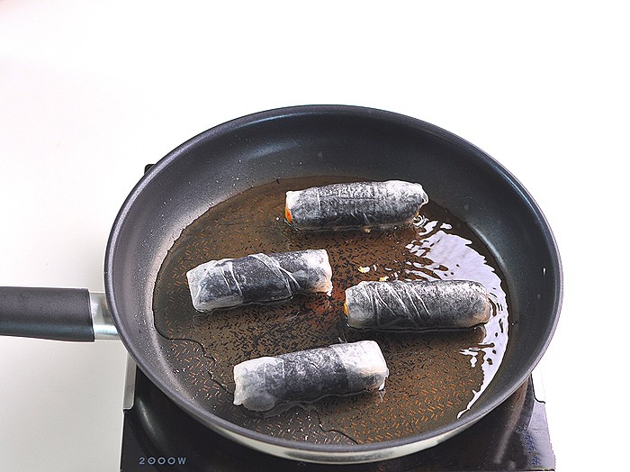 Cơm cuộn rong biển mà làm thế này thì vừa đẹp vừa siêu ngon, từ lớn đến nhỏ nhà tôi ai cũng thích!-8