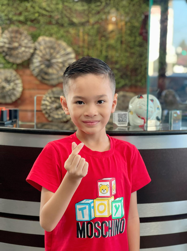 Rơi nước mắt khi mẹ nuôi tiết lộ cuộc sống con trai của Ngô Kiến Huy ở Mỹ-8