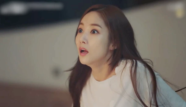 Vừa sinh con xong chồng đã đưa đơn ly hôn bắt ký rồi đi chơi với bồ, một cuộc điện thoại của vợ liền thay đổi cục diện-2