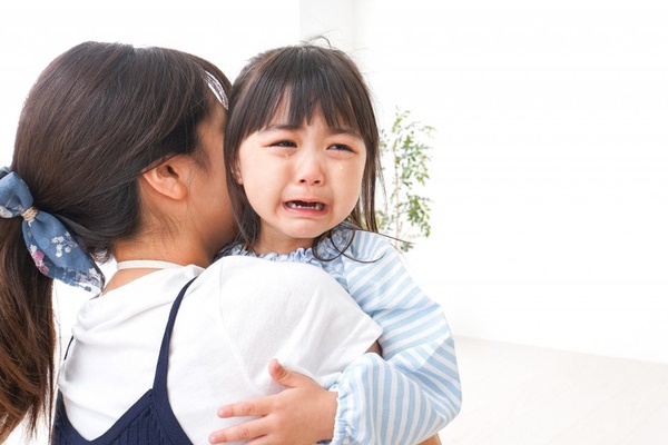 Cánh tay của trẻ 1 ngày tuổi bỗng nhiên bầm đen, khi đưa đến bệnh viện mới biết do sự cẩn thận quá mức của người mẹ-4