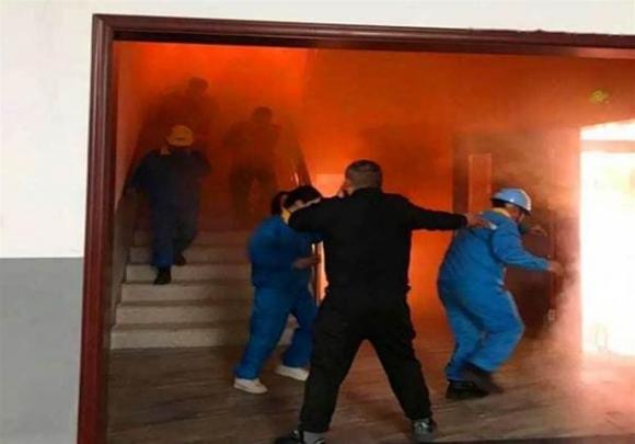 Khi đám cháy xảy ra ở nhà chung cư cao tầng, chúng ta nên chạy lên hay chạy xuống? Nhiều người đã đoán sai!-3