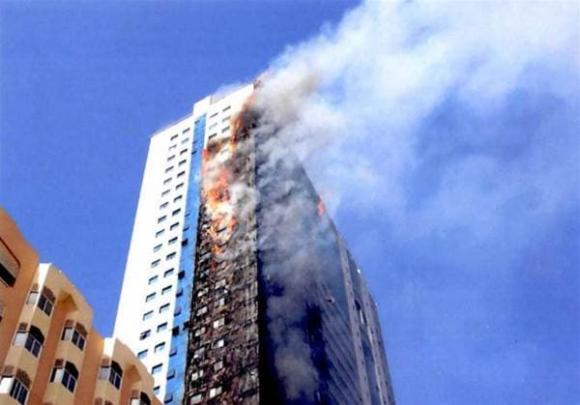 Khi đám cháy xảy ra ở nhà chung cư cao tầng, chúng ta nên chạy lên hay chạy xuống? Nhiều người đã đoán sai!-9