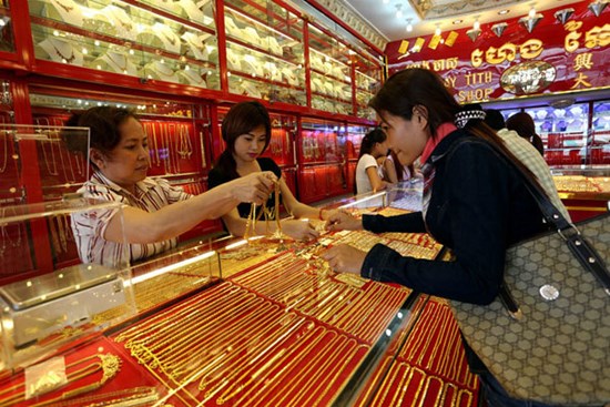 Dồn hết tiền mua đất đầu cơ 18 cây vàng, chỉ nửa tháng bà chị Hà Nội lãi lớn