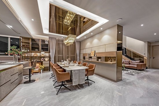 “Đột nhập” bên trong căn penthouse 5 tỷ rộng 260m² xịn sò của gia đình Sài Gòn, thiết kế hiện đại xa hoa ai nhìn cũng xuýt xoa ghen tị