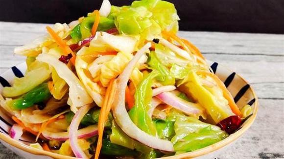 Nhớ đừng rửa bắp cải bằng nước, nó tương đương với uống thuốc trừ sâu, dạy bạn đúng cách, hết bẩn-5