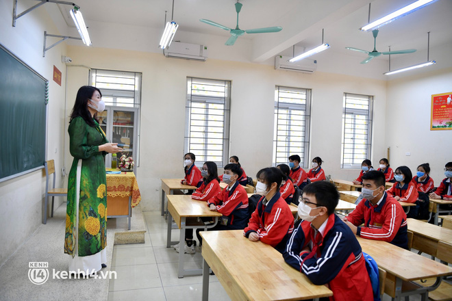 Trường học tại Hà Nội tổ chức diễn tập phương án đón học sinh trở lại-11